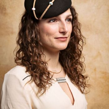 Chapeau Béret Chic en Feutre noir élégeant