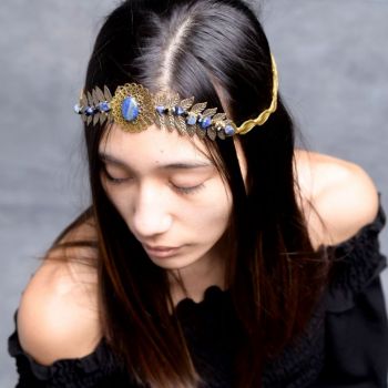 Bijoux de tête mariage couronne dorée aplications metal cristeaux Lapislazuli