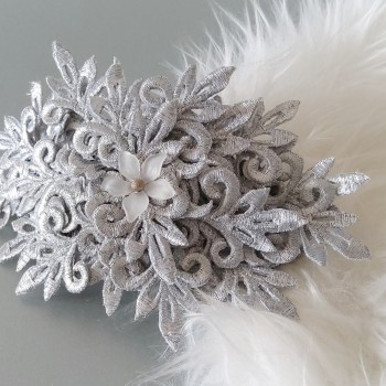 Bijoux de tête mariage Broderie Argente Fleur blanche Perle