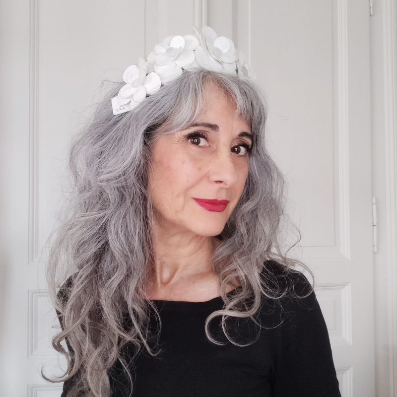 Une touche d’audace qui transforme votre allure et impose un style puissant.