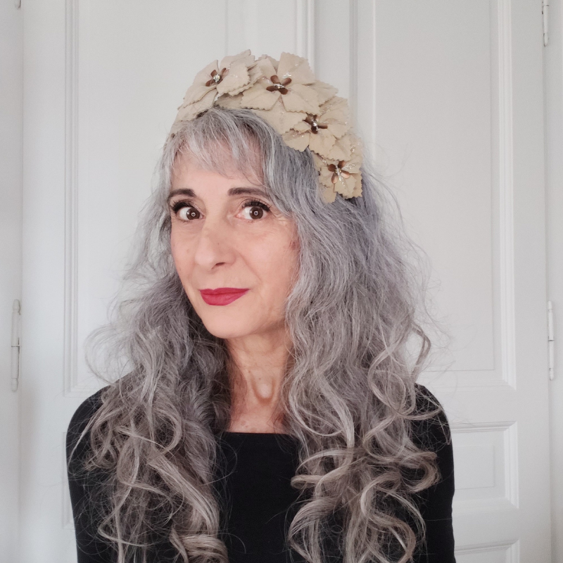 Une touche d’audace qui transforme votre allure et impose un style puissant.