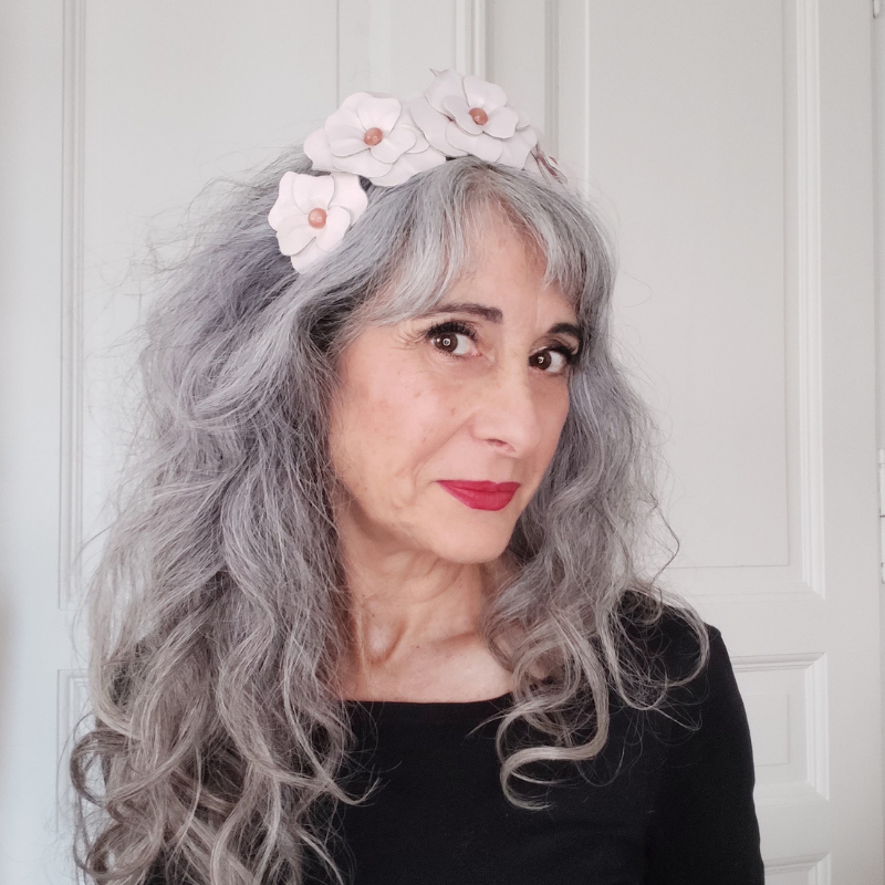 Une touche d’audace qui transforme votre allure et impose un style puissant.